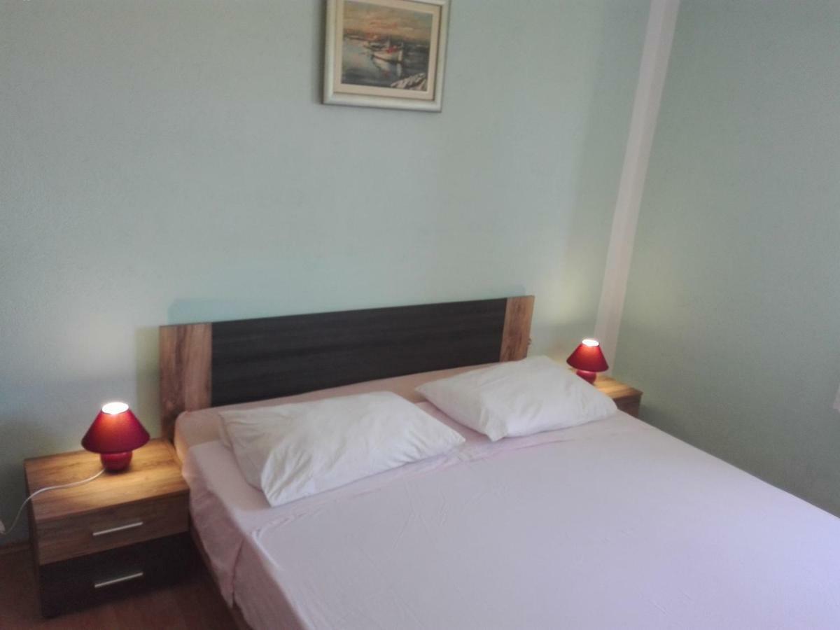Apartment Luka Trogir Kültér fotó