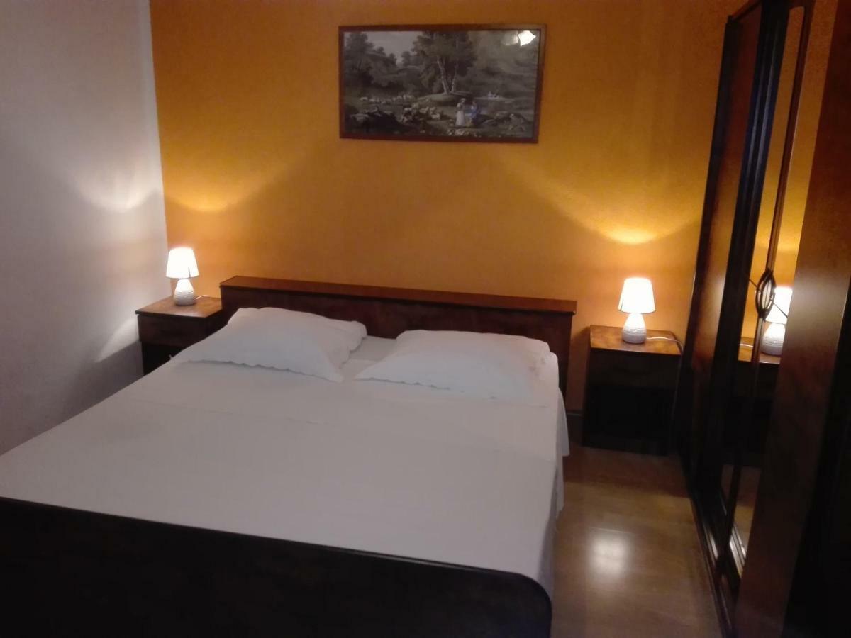 Apartment Luka Trogir Kültér fotó