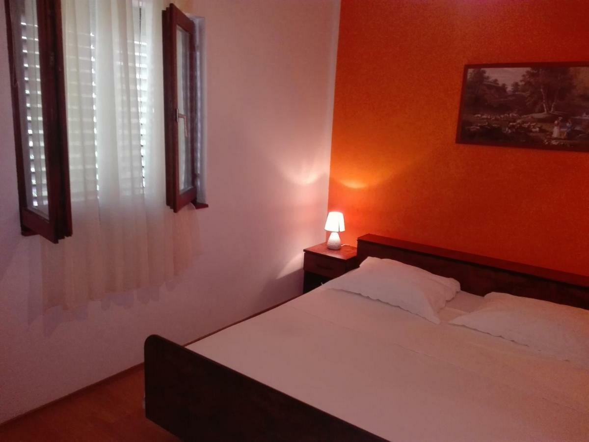 Apartment Luka Trogir Kültér fotó